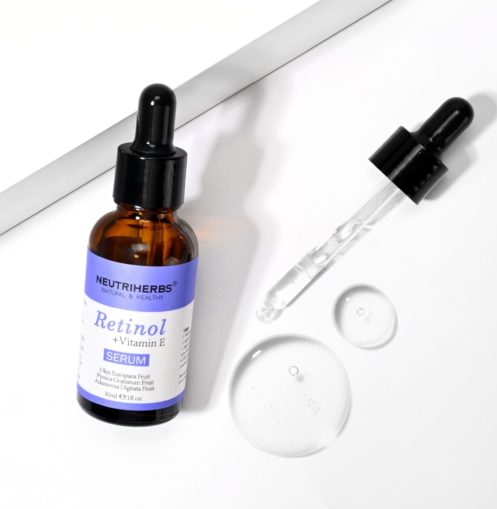 Neutriherbs® Retinol + Vitamin E Serum 0,5% | 30ml